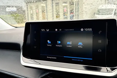 43 of 67 for PEUGEOT 2008 1.2 PureTech Allure Euro 6 (s/s) 5dr