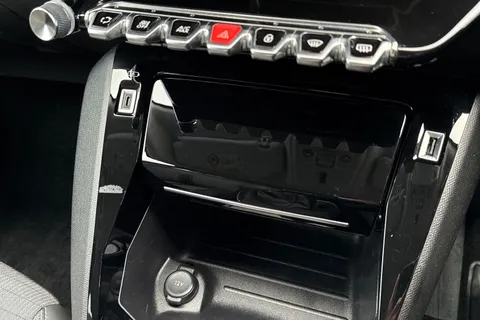 46 of 67 for PEUGEOT 2008 1.2 PureTech Allure Euro 6 (s/s) 5dr