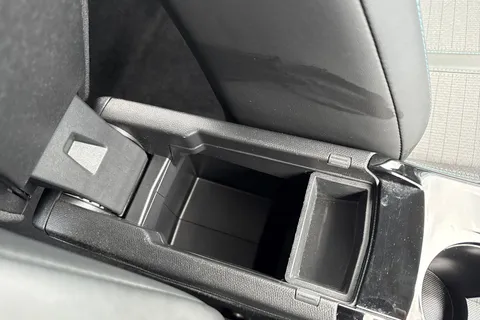 51 of 67 for PEUGEOT 2008 1.2 PureTech Allure Euro 6 (s/s) 5dr