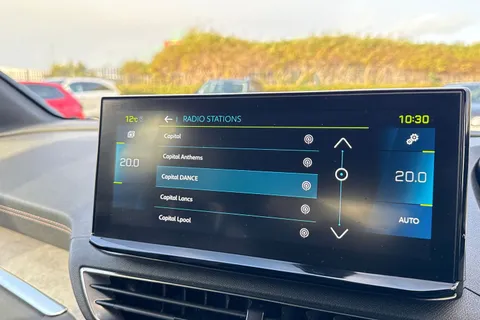 ND71FTU PEUGEOT 3008 1.6 13.2kWh GT Premium e-EAT Euro 6 (s/s) 5dr Thumbnail #52