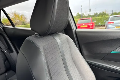 53 of 67 for PEUGEOT 2008 1.2 PureTech Allure Euro 6 (s/s) 5dr