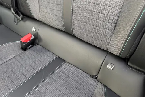 60 of 67 for PEUGEOT 2008 1.2 PureTech Allure Euro 6 (s/s) 5dr