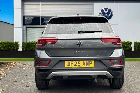 DF25AWP Volkswagen T-Roc 1.5 TSI Match 5dr DSG | Rear Camera | App Connect Thumbnail #5