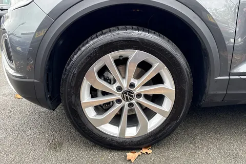 DF25AWP Volkswagen T-Roc 1.5 TSI Match 5dr DSG | Rear Camera | App Connect Thumbnail #14
