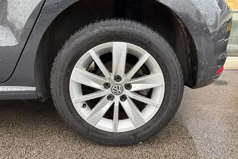 13 of 60 for Volkswagen Polo 1.2 TSI BlueMotion Tech SE Euro 6 (s/s) 5dr