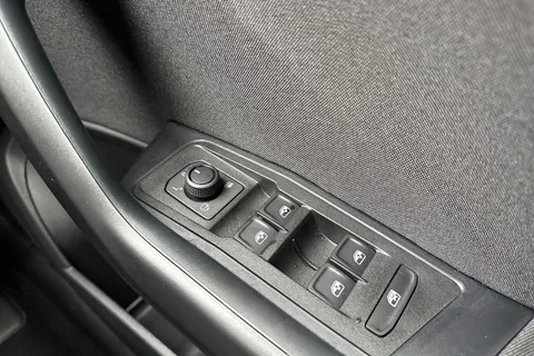 DF25AWP Volkswagen T-Roc 1.5 TSI Match 5dr DSG | Rear Camera | App Connect Thumbnail #26