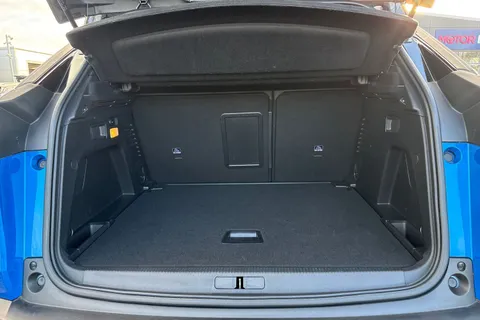 KN21SZK PEUGEOT 3008 1.2 PureTech GT EAT Euro 6 (s/s) 5dr Thumbnail #8