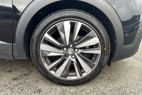 9 of 66 for PEUGEOT 3008 1.2 PureTech GT Line Premium EAT Euro 6 (s/s) 5dr