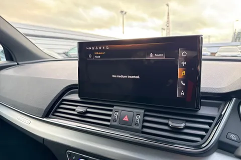 DF23XYR Audi Q5 S line 45 TFSI quattro 265 PS S tronic Thumbnail #37