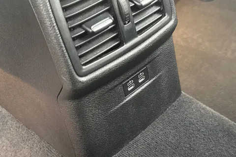 KM22FBV BMW X1 2.0 20d M Sport Auto xDrive Euro 6 (s/s) 5dr Thumbnail #37