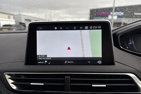 16 of 66 for PEUGEOT 3008 1.2 PureTech GT Line Premium EAT Euro 6 (s/s) 5dr