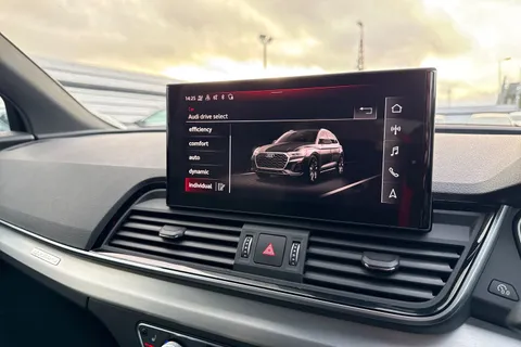 DF23XYR Audi Q5 S line 45 TFSI quattro 265 PS S tronic Thumbnail #44