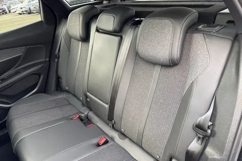 18 of 66 for PEUGEOT 3008 1.2 PureTech GT Line Premium EAT Euro 6 (s/s) 5dr