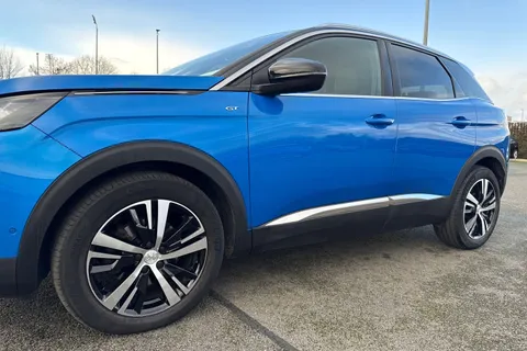 KN21SZK PEUGEOT 3008 1.2 PureTech GT EAT Euro 6 (s/s) 5dr Thumbnail #29