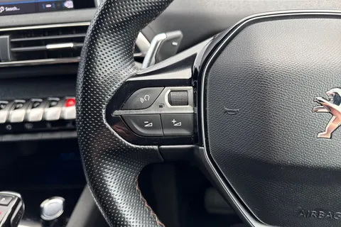 27 of 66 for PEUGEOT 3008 1.2 PureTech GT Line Premium EAT Euro 6 (s/s) 5dr