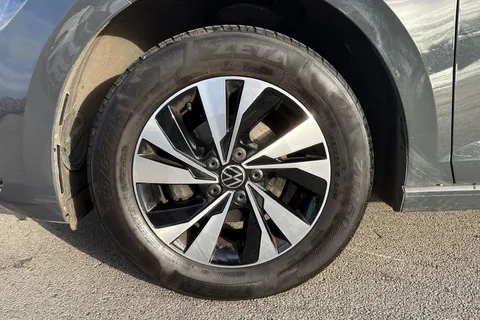 DV70RVF Volkswagen Polo 1.0 TSI Match Euro 6 (s/s) 5dr Thumbnail #13