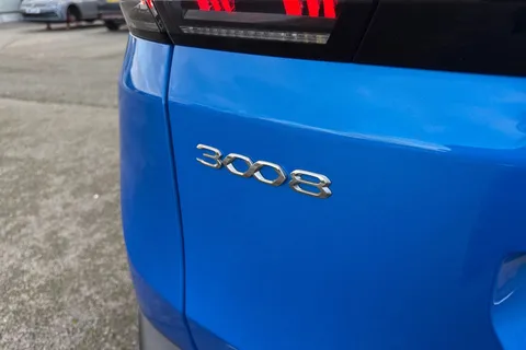 KN21SZK PEUGEOT 3008 1.2 PureTech GT EAT Euro 6 (s/s) 5dr Thumbnail #34