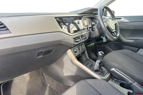 DV70RVF Volkswagen Polo 1.0 TSI Match Euro 6 (s/s) 5dr Thumbnail #16