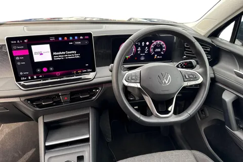 KM25XFY Volkswagen Tiguan 2.0 TDI Match 5dr DSG | Rear Camera | Power Tailgate Thumbnail #19