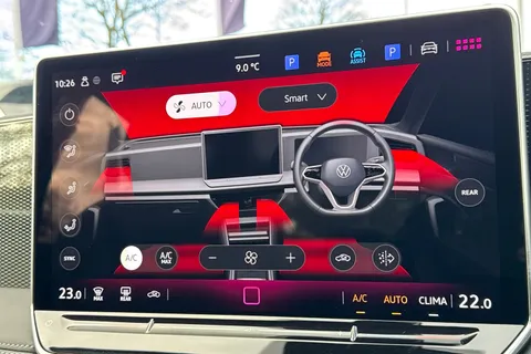 KM25XFY Volkswagen Tiguan 2.0 TDI Match 5dr DSG | Rear Camera | Power Tailgate Thumbnail #23