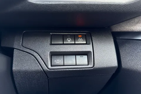 KN21SZK PEUGEOT 3008 1.2 PureTech GT EAT Euro 6 (s/s) 5dr Thumbnail #43