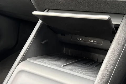 KM25XFY Volkswagen Tiguan 2.0 TDI Match 5dr DSG | Rear Camera | Power Tailgate Thumbnail #35