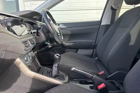 DV70RVF Volkswagen Polo 1.0 TSI Match Euro 6 (s/s) 5dr Thumbnail #38