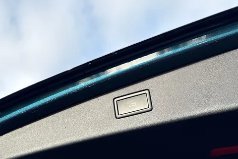 KM25XFY Volkswagen Tiguan 2.0 TDI Match 5dr DSG | Rear Camera | Power Tailgate Thumbnail #41