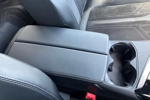 KN21SZK PEUGEOT 3008 1.2 PureTech GT EAT Euro 6 (s/s) 5dr Thumbnail #60