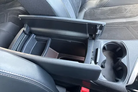 KN21SZK PEUGEOT 3008 1.2 PureTech GT EAT Euro 6 (s/s) 5dr Thumbnail #61