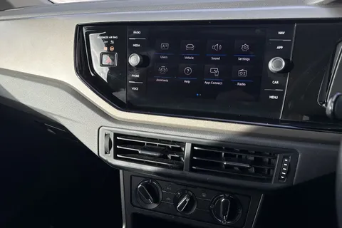 DV70RVF Volkswagen Polo 1.0 TSI Match Euro 6 (s/s) 5dr Thumbnail #42