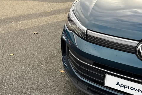 KM25XFY Volkswagen Tiguan 2.0 TDI Match 5dr DSG | Rear Camera | Power Tailgate Thumbnail #43