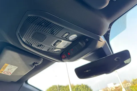 KN21SZK PEUGEOT 3008 1.2 PureTech GT EAT Euro 6 (s/s) 5dr Thumbnail #62