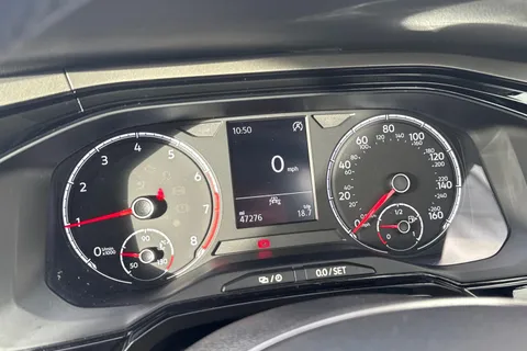 DV70RVF Volkswagen Polo 1.0 TSI Match Euro 6 (s/s) 5dr Thumbnail #60