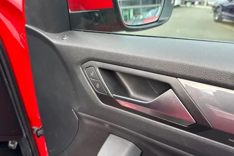 PJ21WGV Volkswagen T-Roc 1.5 TSI EVO R-Line 5dr DSG | Power Tail gate | Rear Camera Thumbnail #21