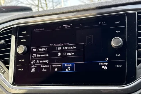 PJ21WGV Volkswagen T-Roc 1.5 TSI EVO R-Line 5dr DSG | Power Tail gate | Rear Camera Thumbnail #30