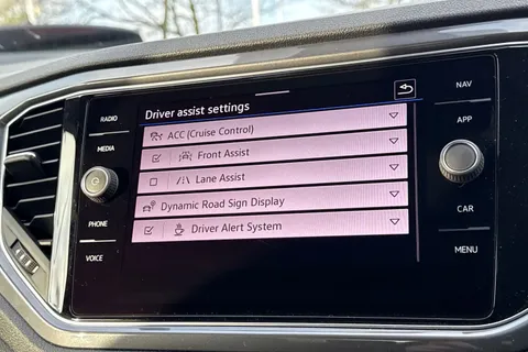 PJ21WGV Volkswagen T-Roc 1.5 TSI EVO R-Line 5dr DSG | Power Tail gate | Rear Camera Thumbnail #32