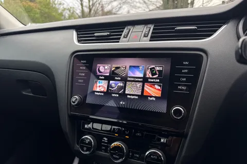 GJ69AOV Škoda Octavia 1.5 TSI ACT SE Technology Euro 6 (s/s) 5dr Thumbnail #32