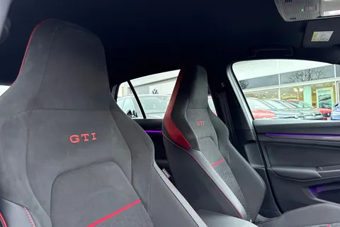 DA73FZR Volkswagen Golf 2.0 TSI 300 GTI Clubsport 5dr DSG | Keyless Entry | IQ.Light Thumbnail #25