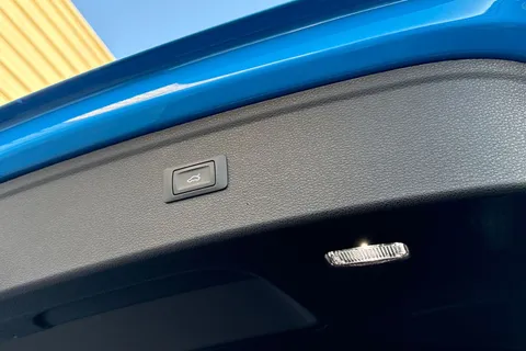 KW69OOY Audi Q5 2.0 TFSI 45 Black Edition S Tronic quattro Euro 6 (s/s) 5dr Thumbnail #35