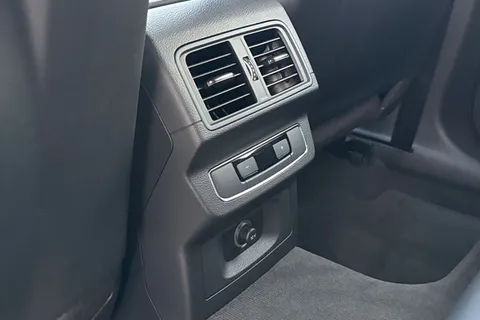 KW69OOY Audi Q5 2.0 TFSI 45 Black Edition S Tronic quattro Euro 6 (s/s) 5dr Thumbnail #38