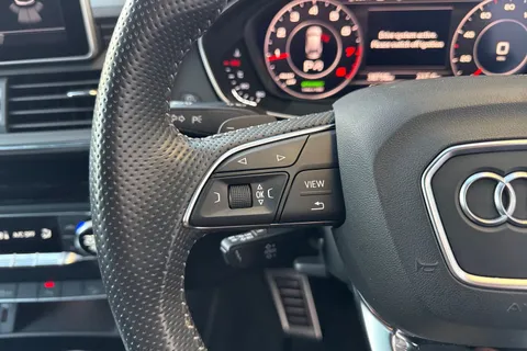 KW69OOY Audi Q5 2.0 TFSI 45 Black Edition S Tronic quattro Euro 6 (s/s) 5dr Thumbnail #55