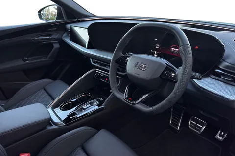 DN75UMW Audi SQ5 3.0 TFSI S Launch Edition Sportback S Tronic quattro Euro 6 (s/s) 5dr Thumbnail #9