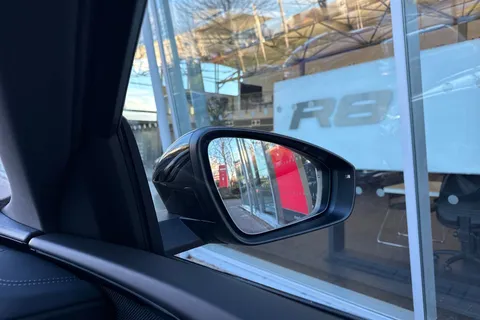 DN75UMW Audi SQ5 3.0 TFSI S Launch Edition Sportback S Tronic quattro Euro 6 (s/s) 5dr Thumbnail #19