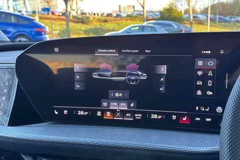 DN75UMW Audi SQ5 3.0 TFSI S Launch Edition Sportback S Tronic quattro Euro 6 (s/s) 5dr Thumbnail #20