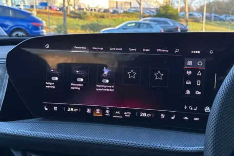 DN75UMW Audi SQ5 3.0 TFSI S Launch Edition Sportback S Tronic quattro Euro 6 (s/s) 5dr Thumbnail #32