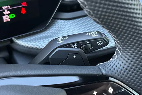 DN75UMW Audi SQ5 3.0 TFSI S Launch Edition Sportback S Tronic quattro Euro 6 (s/s) 5dr Thumbnail #41