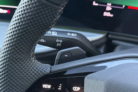 DN75UMW Audi SQ5 3.0 TFSI S Launch Edition Sportback S Tronic quattro Euro 6 (s/s) 5dr Thumbnail #42