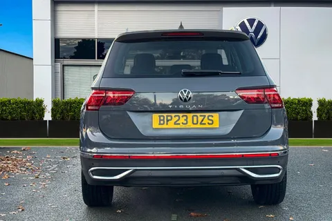 BP23OZS Volkswagen Tiguan 1.5 TSI 150 Elegance 5dr DSG | Heated Seats | Power Tailgate Thumbnail #5