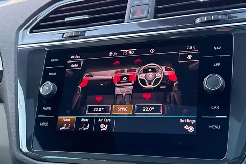 BP23OZS Volkswagen Tiguan 1.5 TSI 150 Elegance 5dr DSG | Heated Seats | Power Tailgate Thumbnail #23